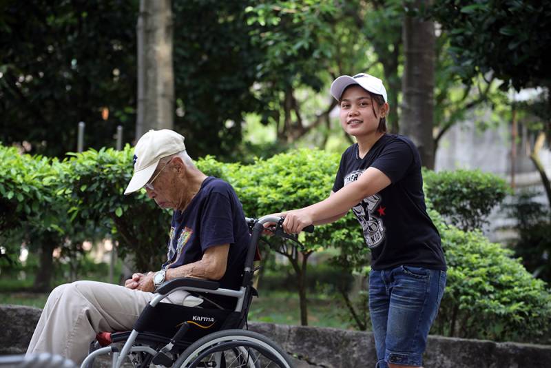  從「外勞」到「移工」--淺談移工正名運動 